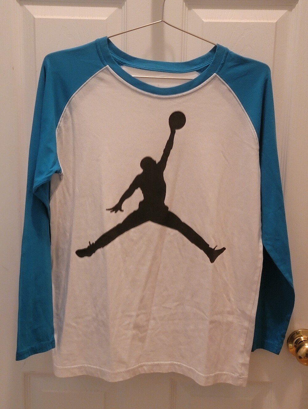 Boys Jordan Jumpman Graphic Raglan T-Shirt, White/Blue/Black, Size XL